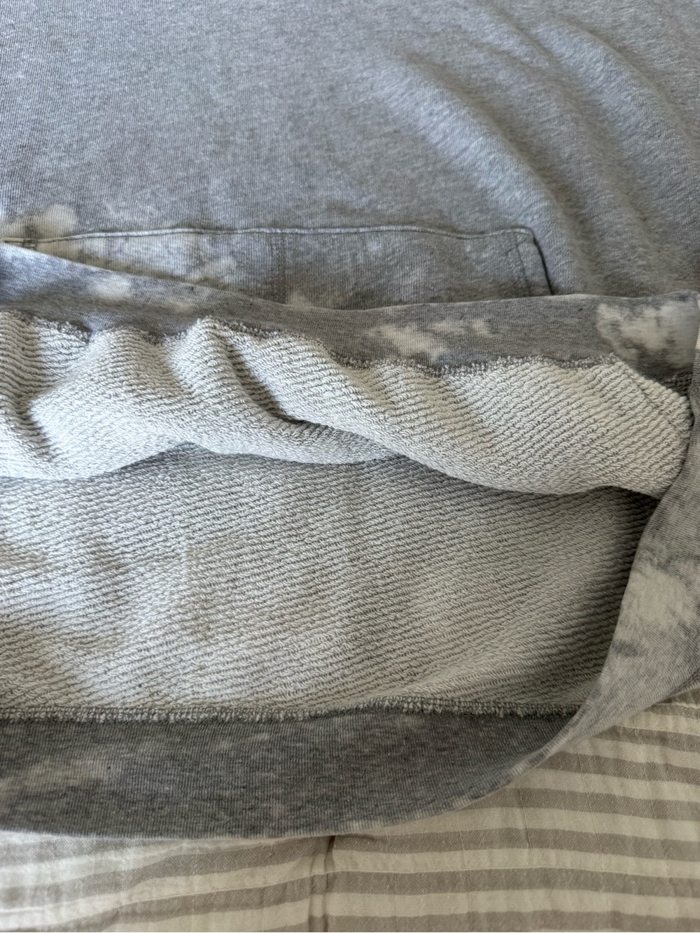 freecity Bleachout Pullover Hoodie, size 5 (XL). Excellent condition, so soft! - Picture 6 of 13